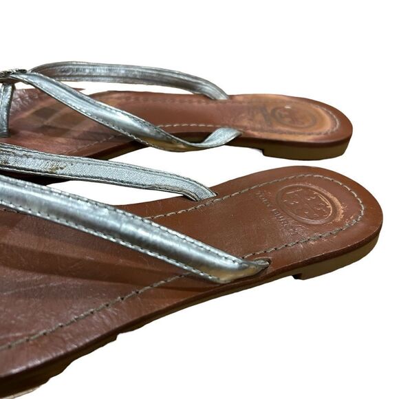 Tory Burch Silver Metallic Terra Thong Sandals - Picture 9 of 14